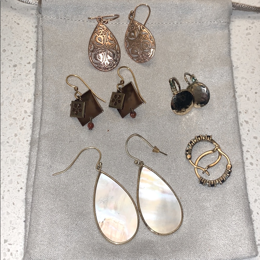 SET OF 5 GOLD TONE EARRINGS